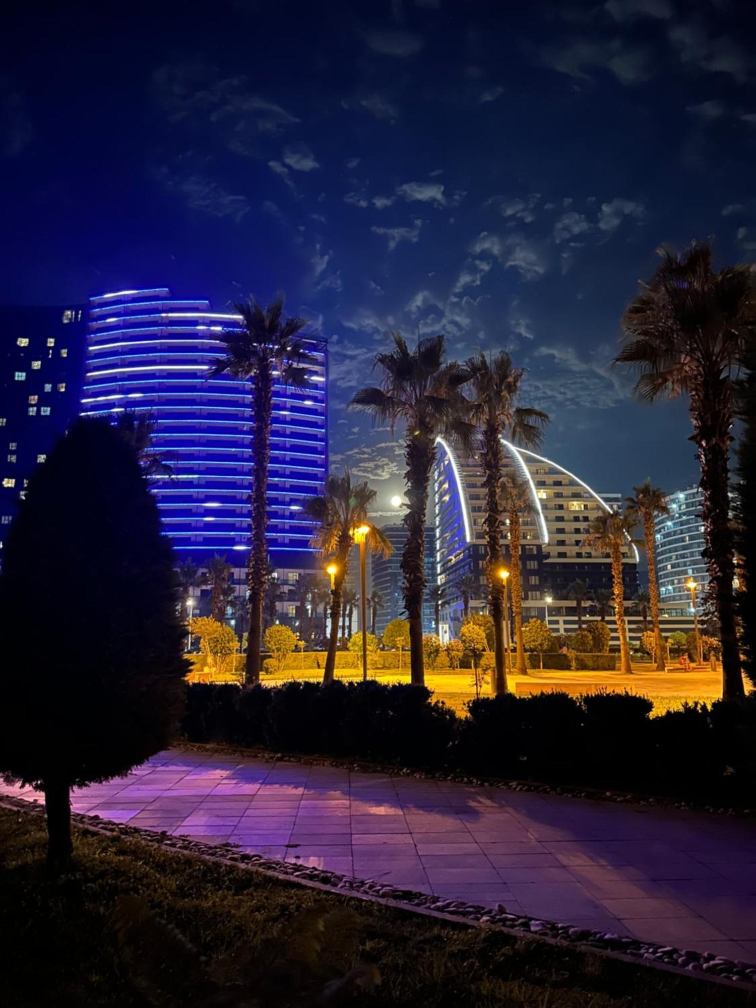 Batumi Boulevard Resort Екстериор снимка