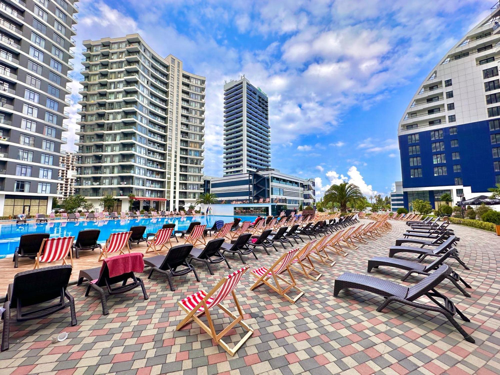 Batumi Boulevard Resort Екстериор снимка