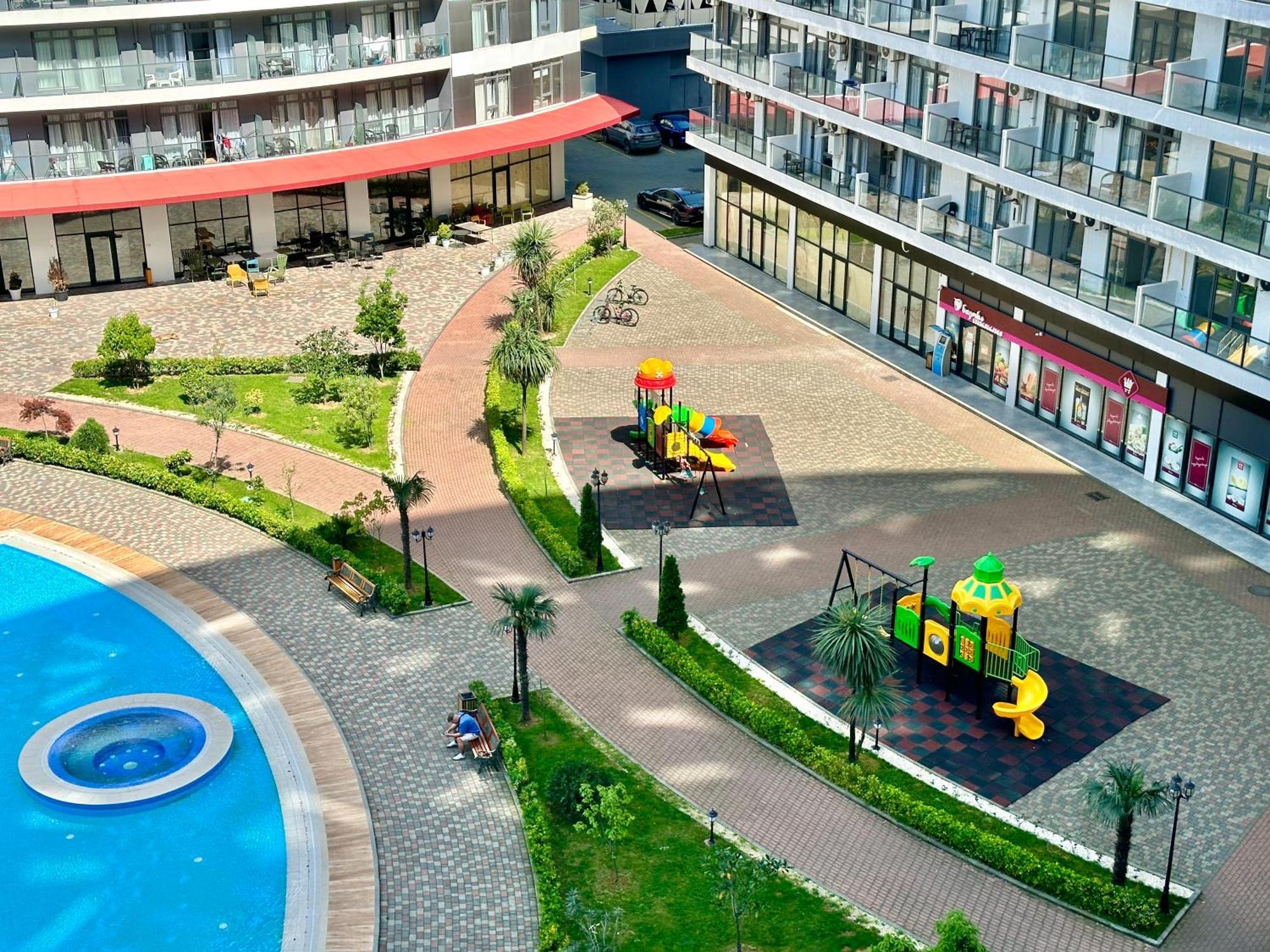 Batumi Boulevard Resort Екстериор снимка